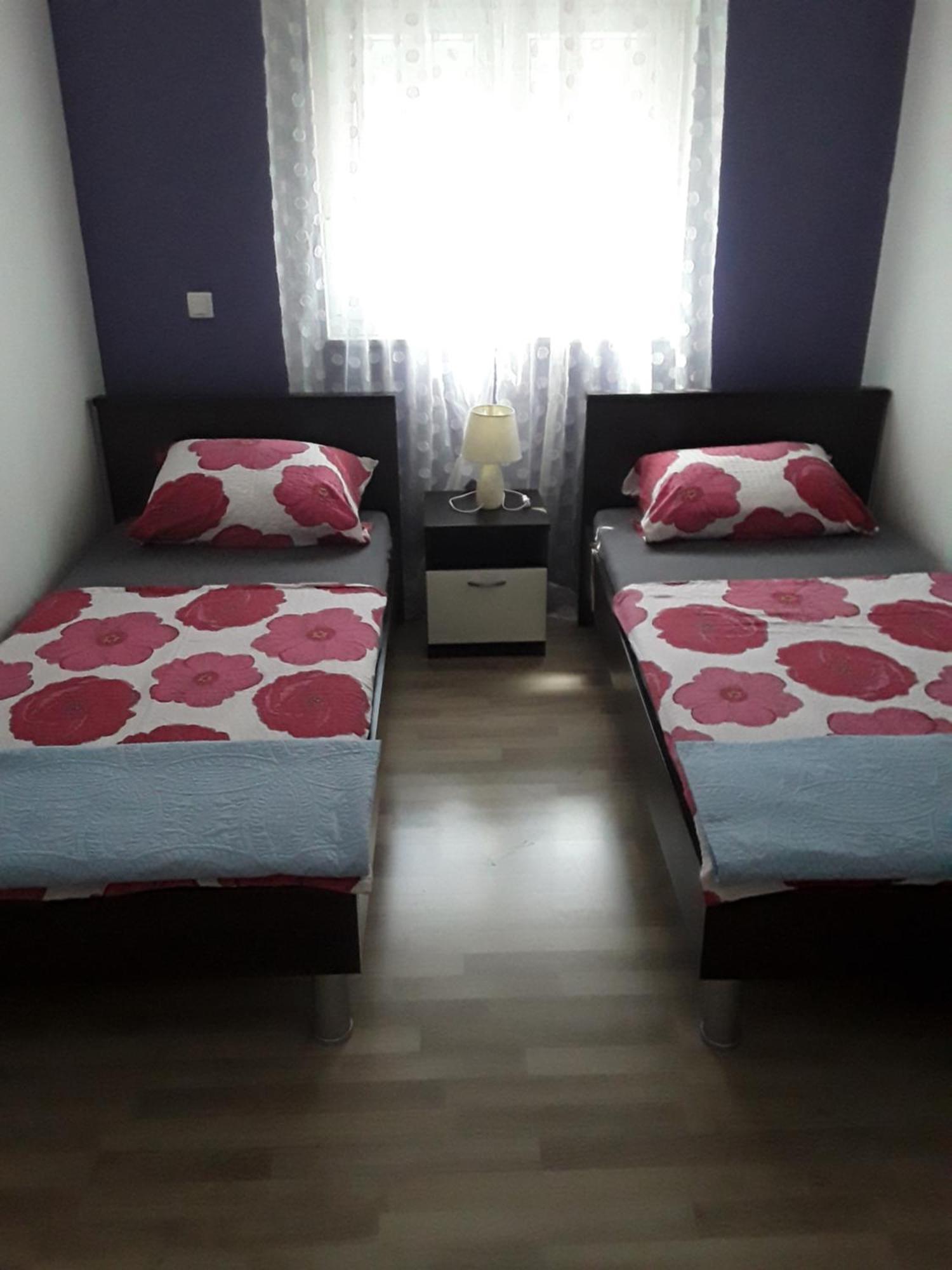 Apartmani Zoran Drage Buitenkant foto