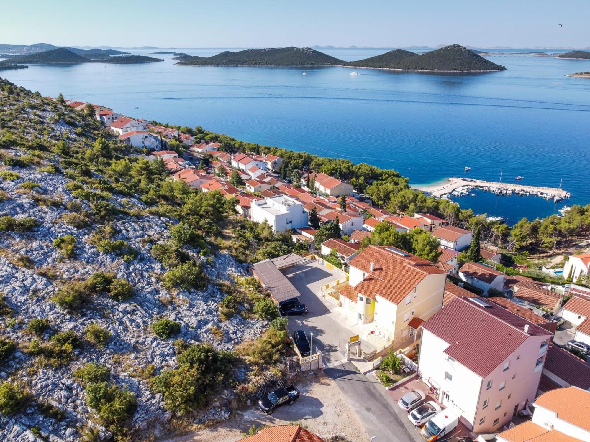 Apartmani Zoran Drage Kamer foto